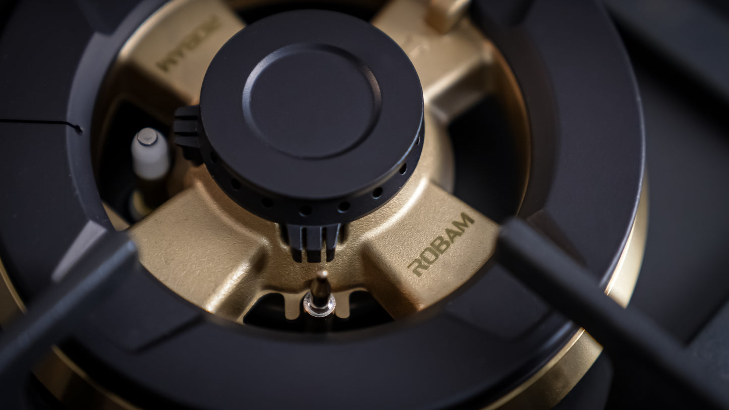 Black Gold Series | Model: B520 | High Power Brass Burners | Explosion Proof 8mm Black Glass | 90cm width